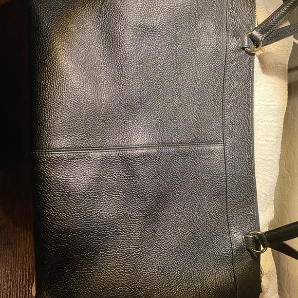 Coach Shoulder Bag - Picture 3 of 4